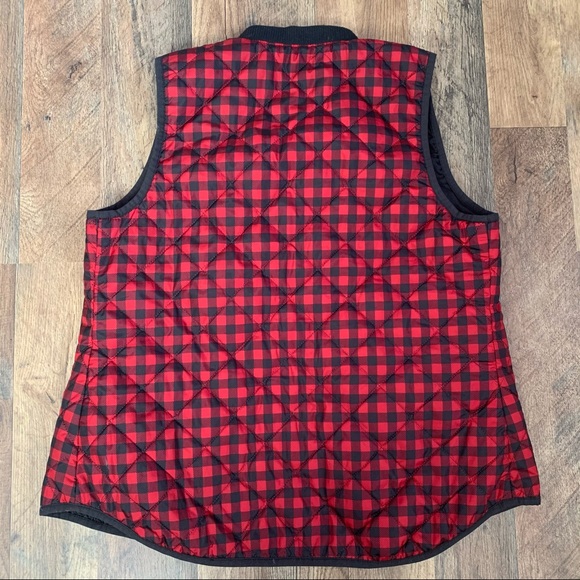 Red and black gingham puffer vest medium - Picture 2 of 4